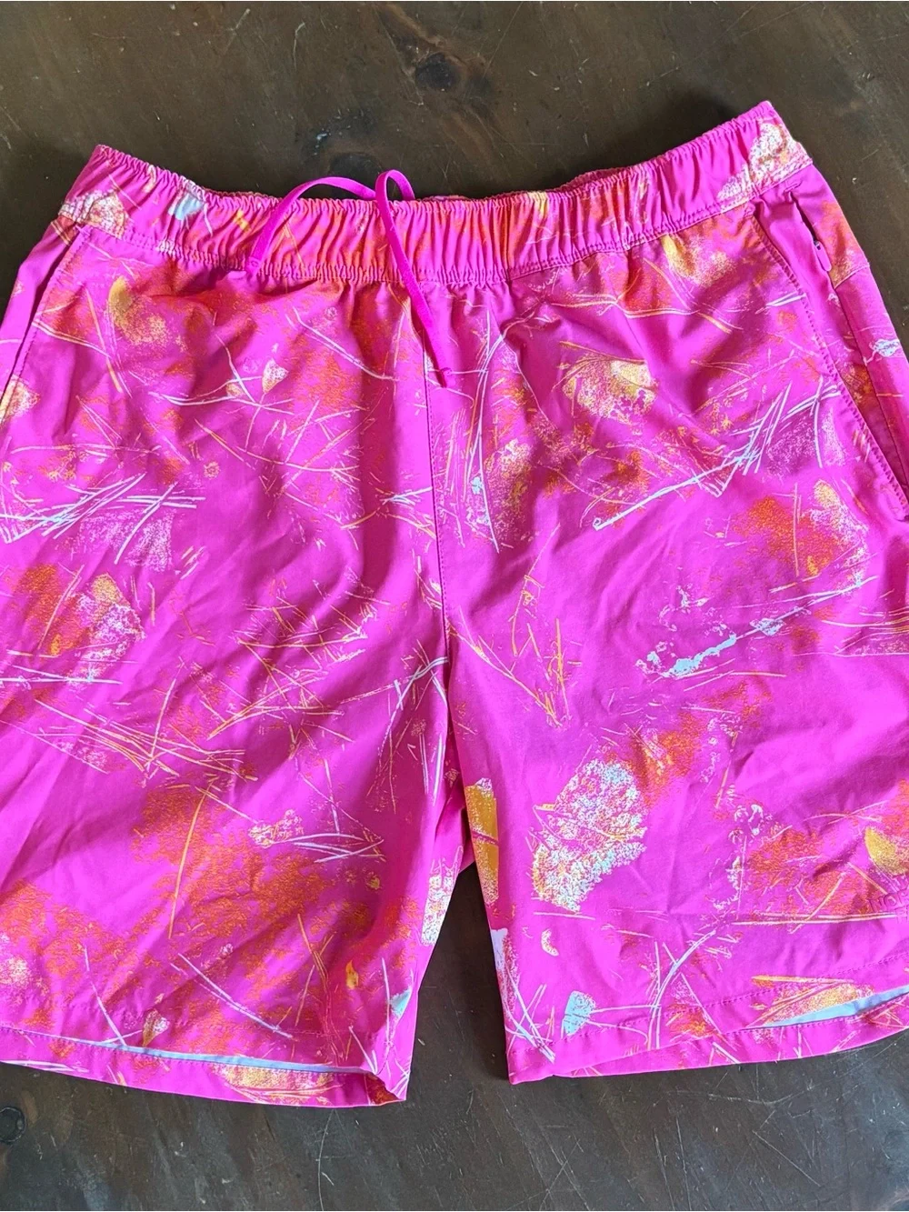 The North Face Men's Small Pink Patterned Elastic-Waist Shorts